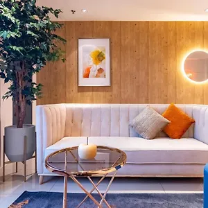 ❈ Tropicana 218 By Alv ❈ , George Town Maleisië