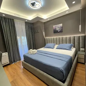 Peaky 4*, Durrës Albanië